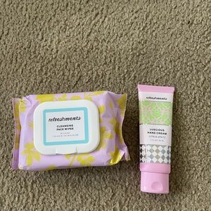 NWT Refreshments Face Wipes & Hand Cream